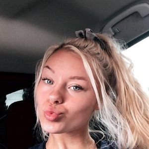 Meet your Posher, Lexi